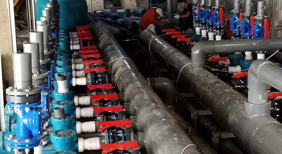 機房宅男视频免费看