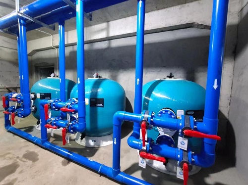 宅男天堂污污视频設備機房