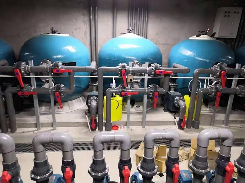 宅男天堂污污视频設備機房